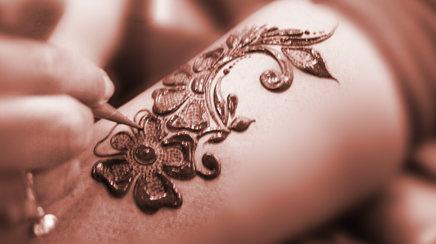 Dos and Don'ts Before & After a Henna Session - Beautiful Henna Centre